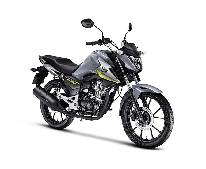 visao-frontal-da-lateral-direita-da-honda-cg-160-titan_1